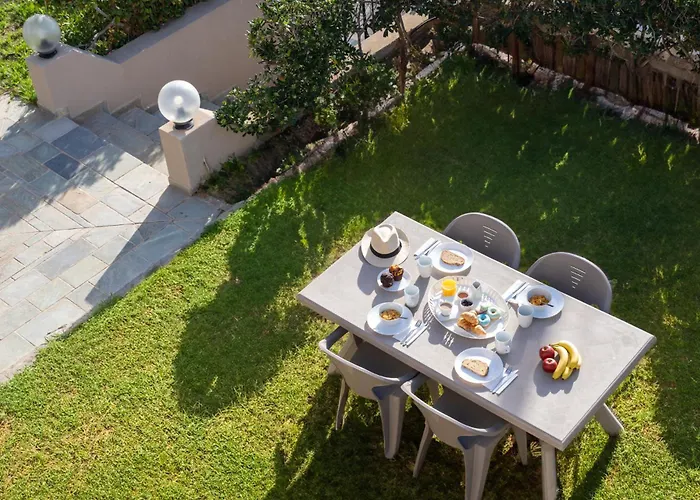 Elio B 1Bdr Apt With Garden 1 Min From The Beach By Hospi